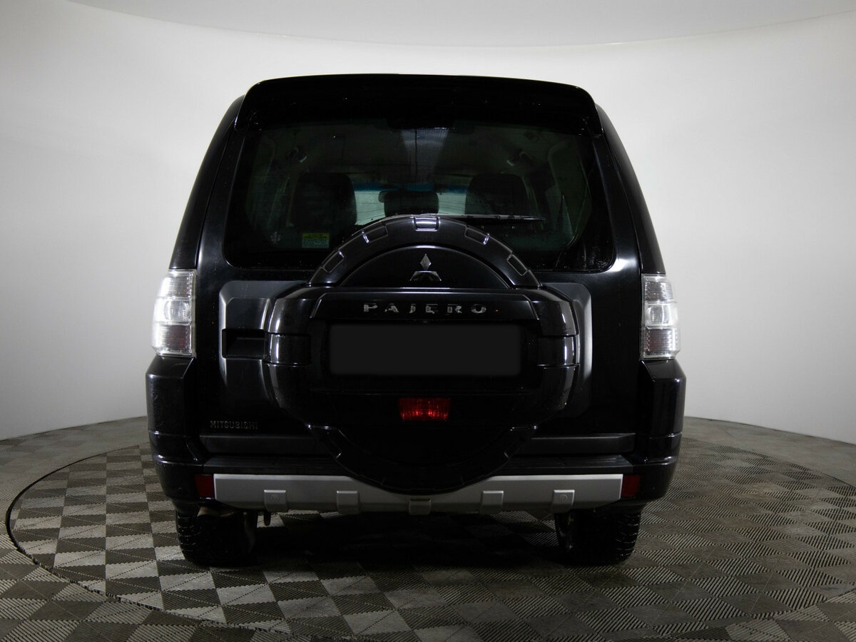 Купить Mitsubishi Pajero с пробегом. Фото: #4