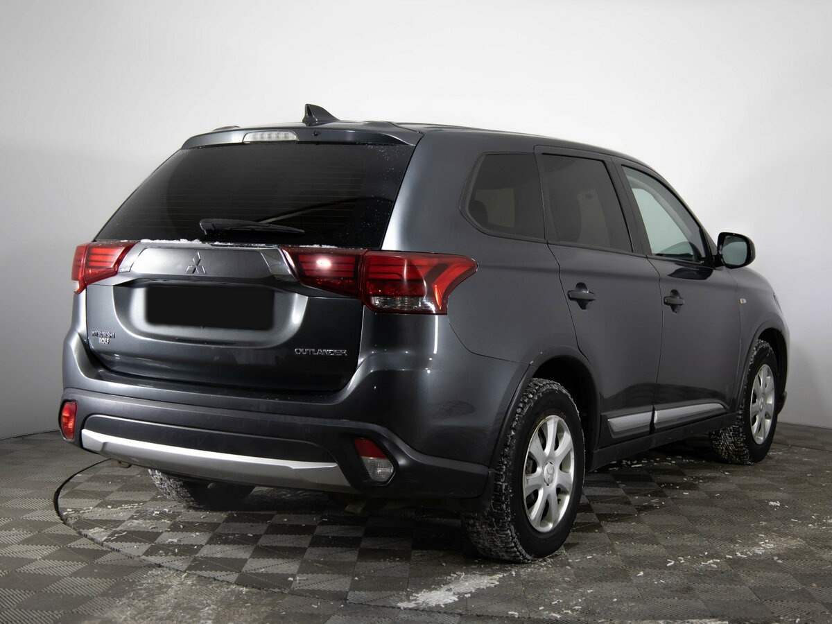 Купить Mitsubishi Outlander с пробегом. Фото: #3