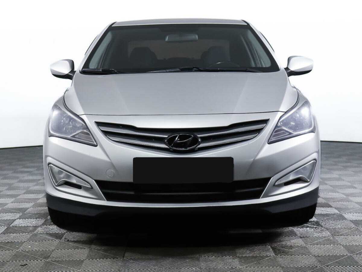 Купить Hyundai Solaris с пробегом. Фото: #0