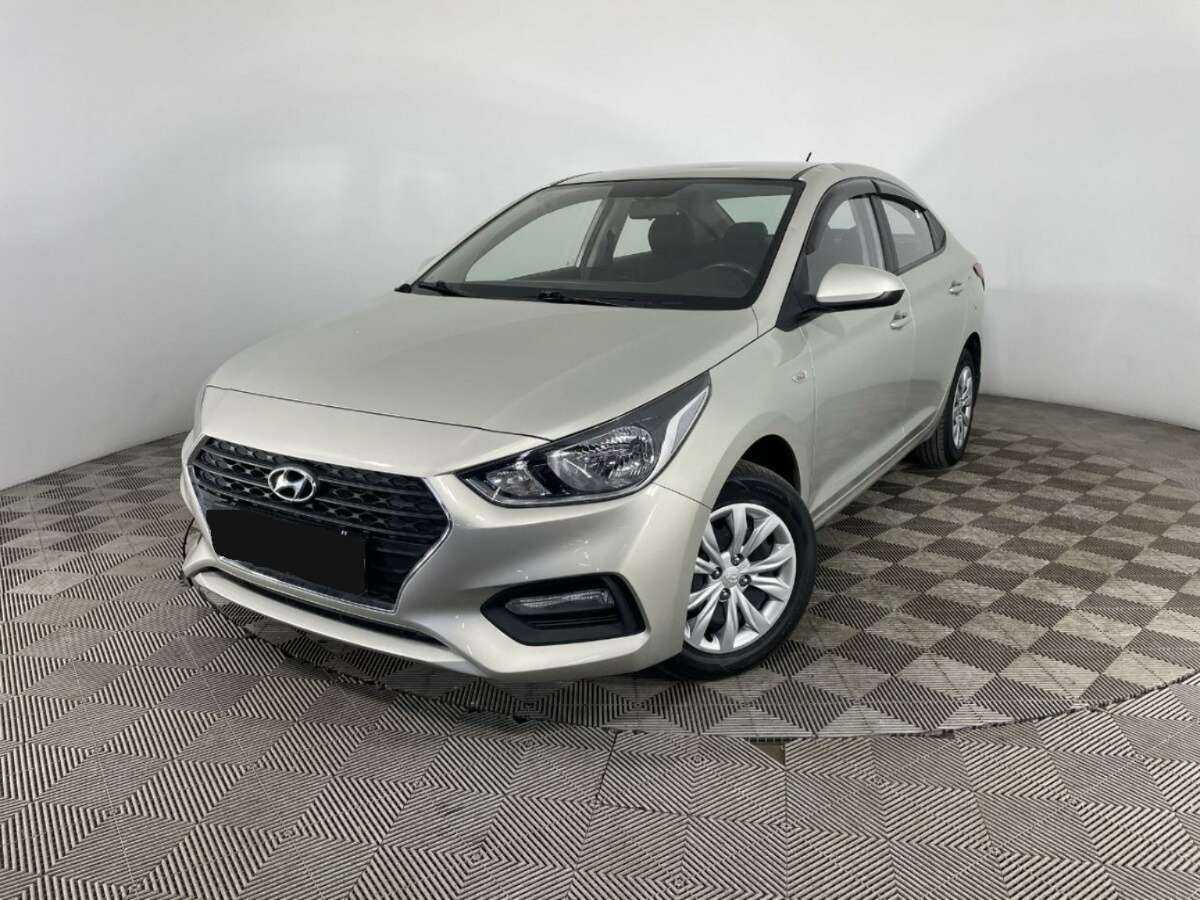 Купить Hyundai Solaris с пробегом. Фото: #0