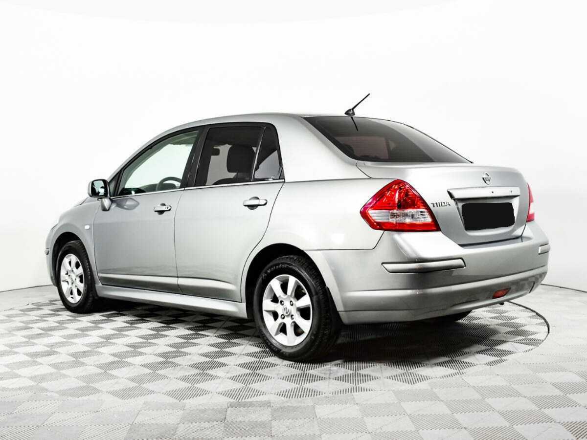 Купить Nissan Tiida с пробегом. Фото: #6