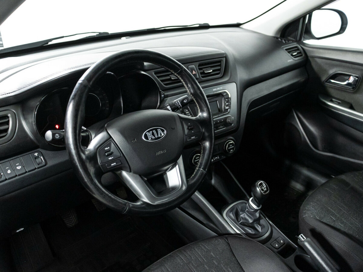 Купить Kia Rio с пробегом. Фото: #10