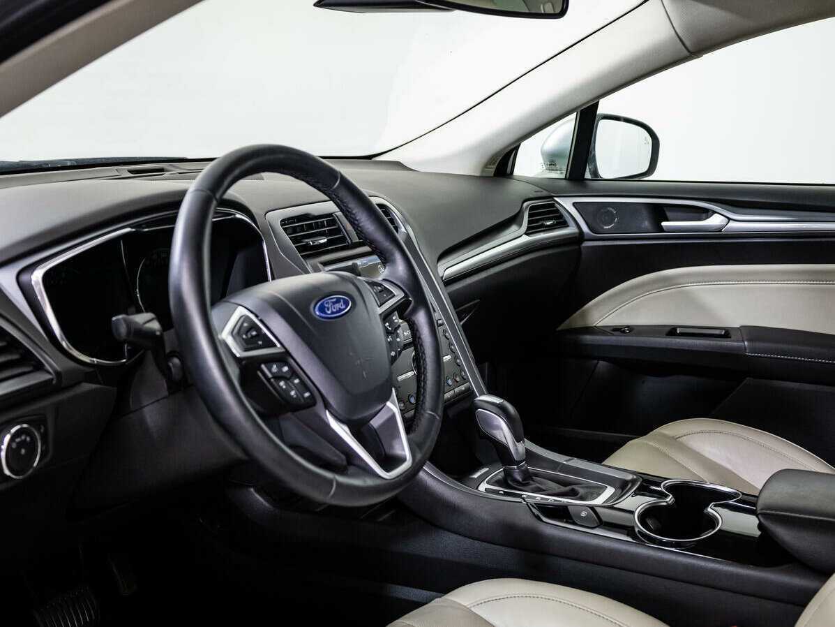 Купить Ford Mondeo с пробегом. Фото: #10