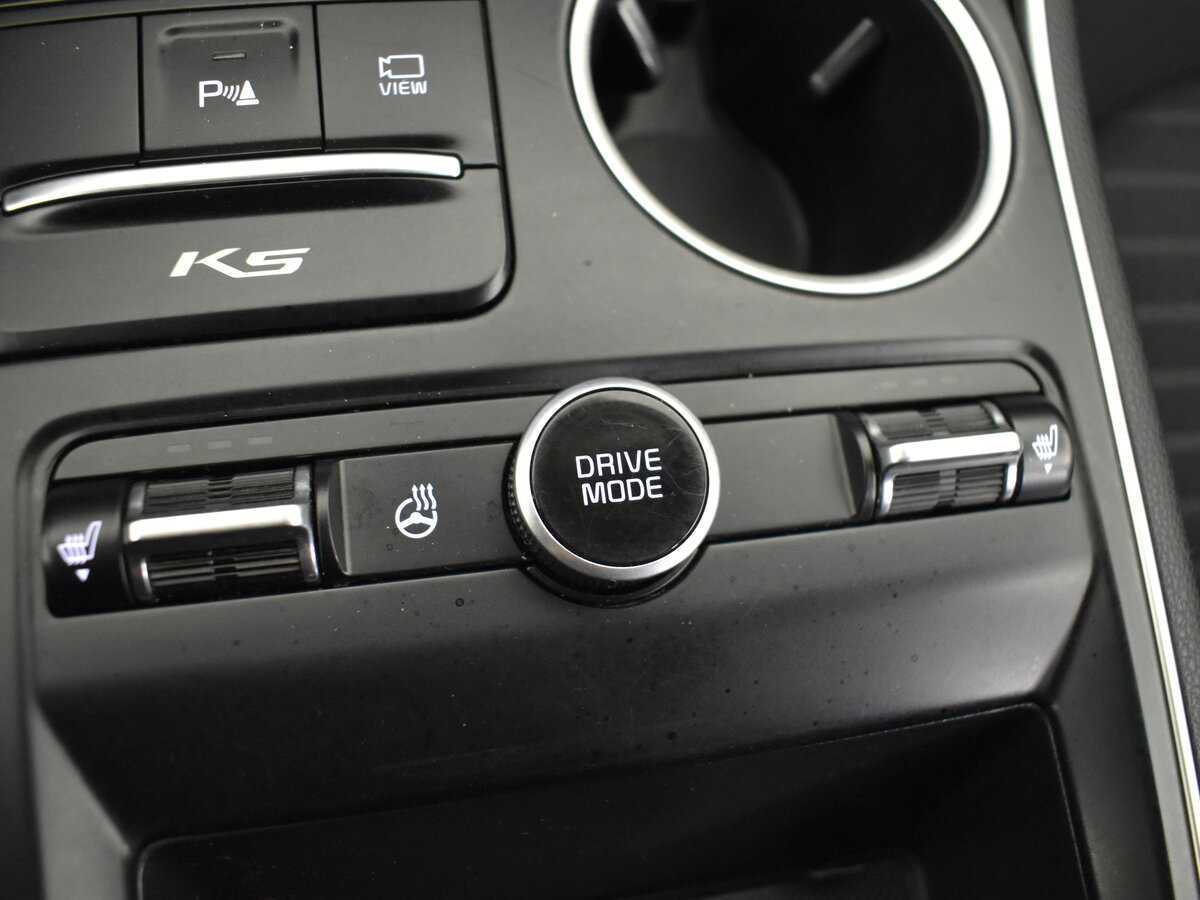 Купить Kia K5 с пробегом. Фото: #13