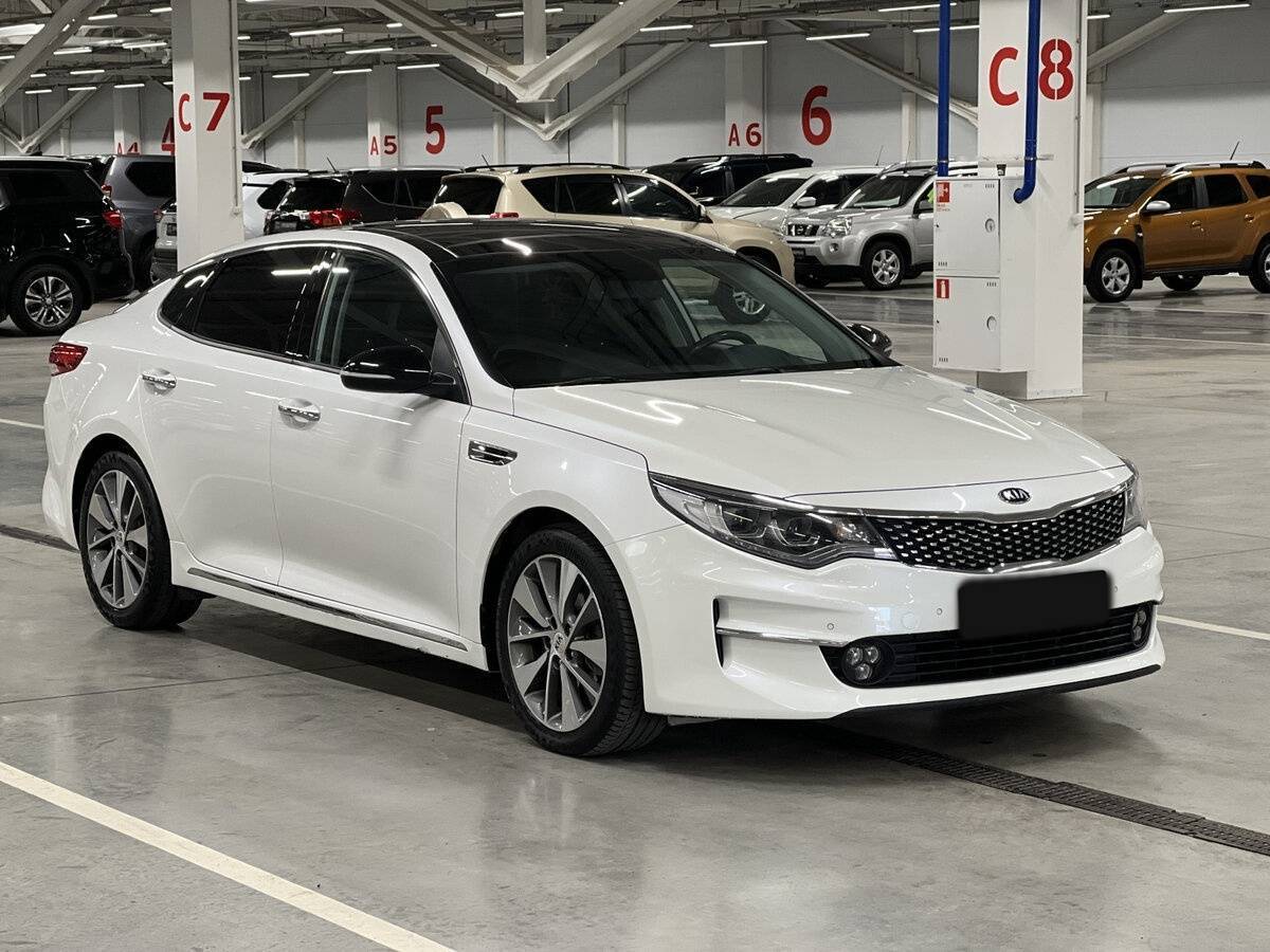 Купить Kia K5 с пробегом. Фото: #2