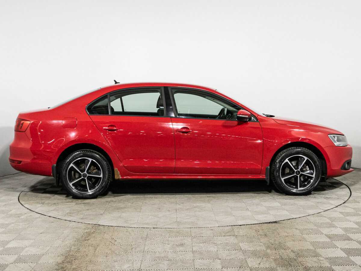 Купить Volkswagen Jetta с пробегом. Фото: #3