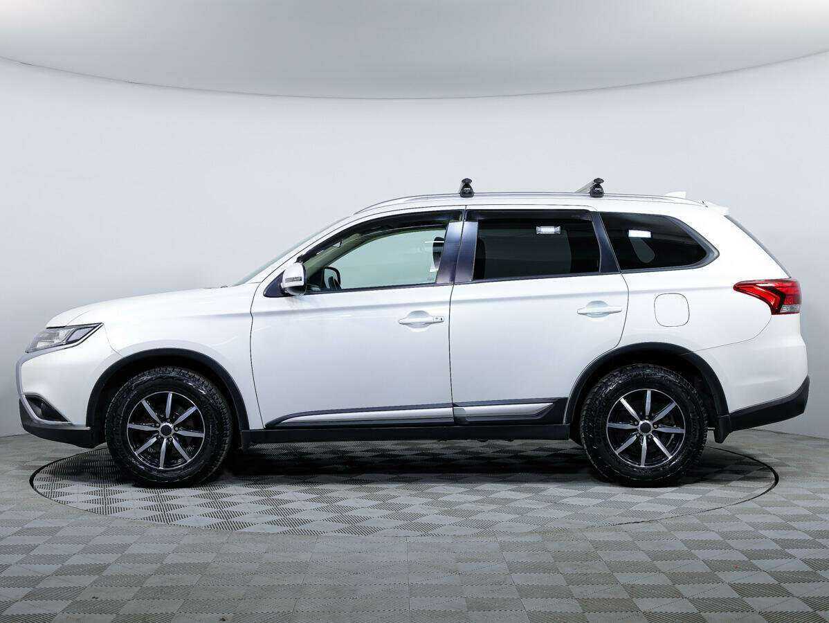 Купить Mitsubishi Outlander с пробегом. Фото: #7