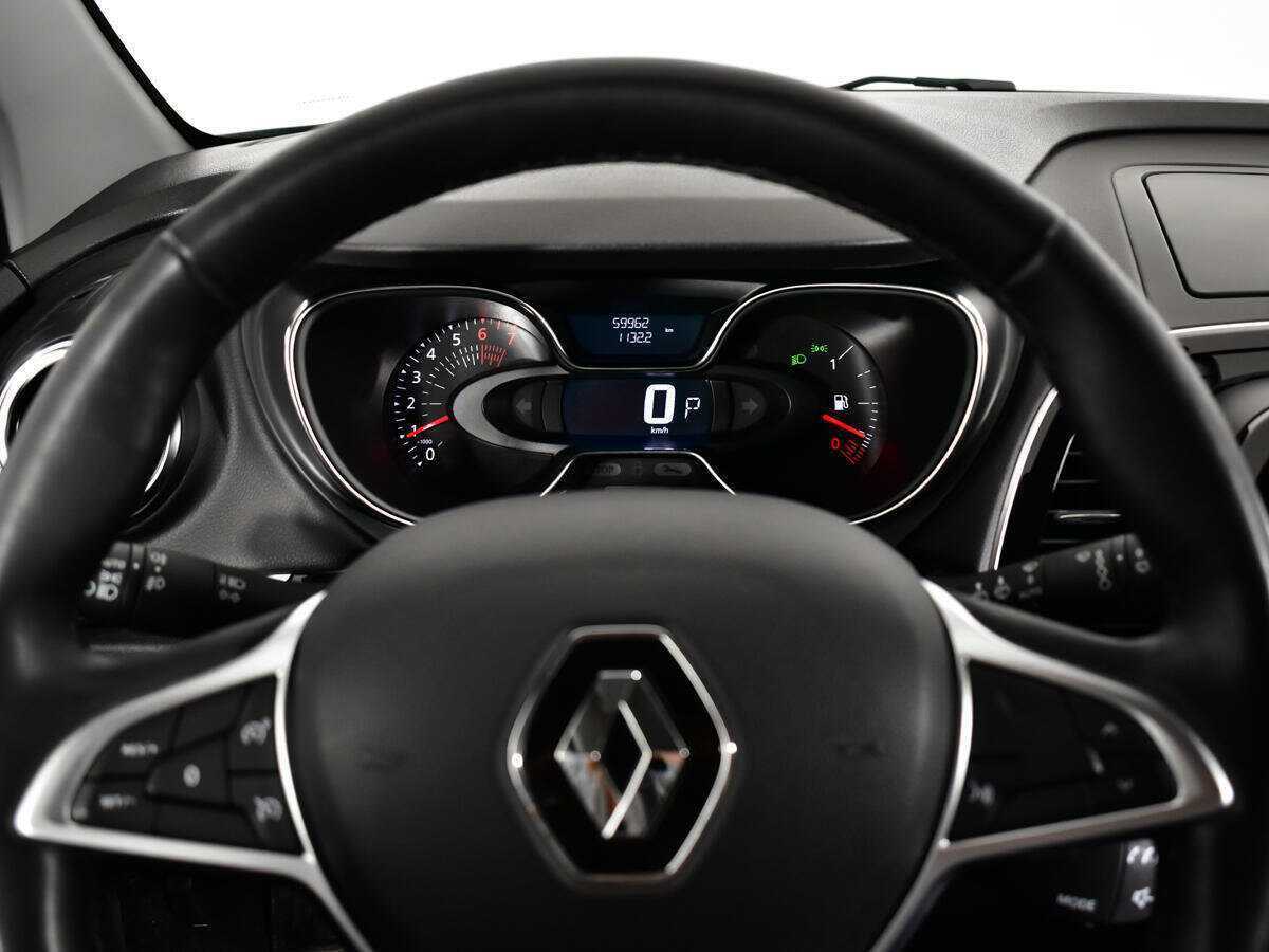 Купить Renault Kaptur с пробегом. Фото: #10