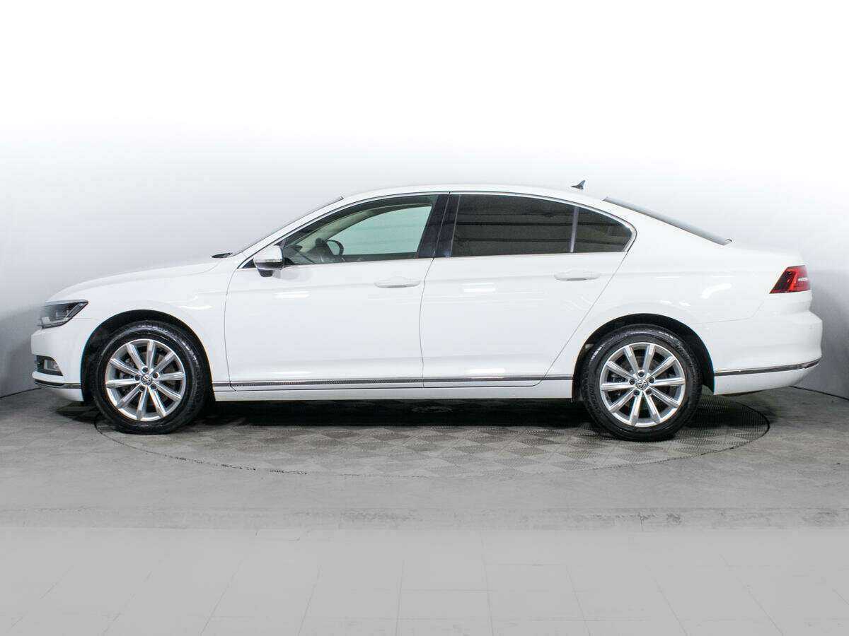 Купить Volkswagen Passat с пробегом. Фото: #6