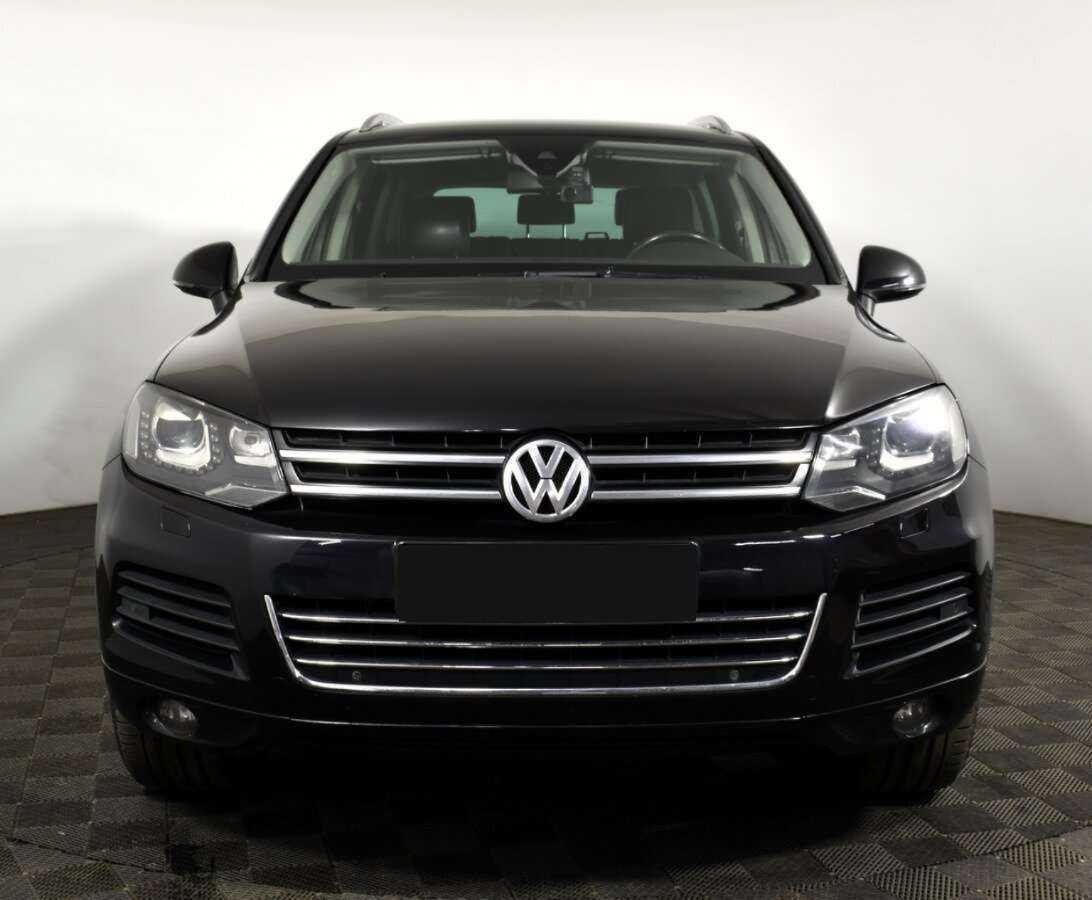 Купить Volkswagen Touareg с пробегом. Фото: #1
