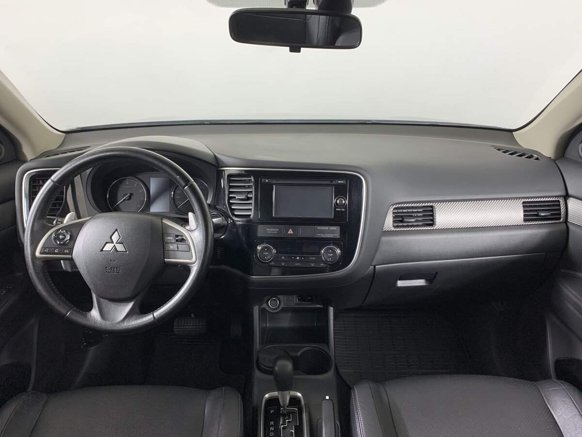 Купить Mitsubishi Outlander с пробегом. Фото: #11