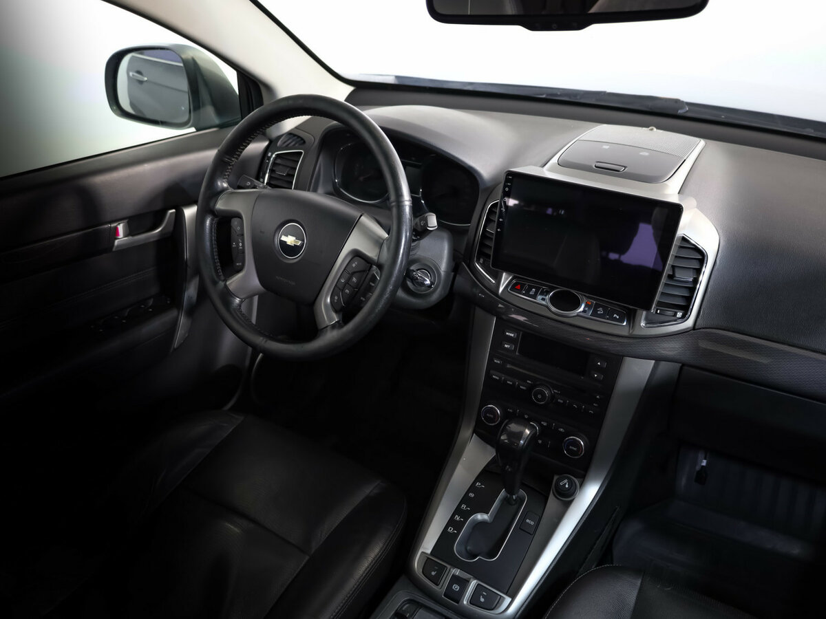 Купить Chevrolet Captiva с пробегом. Фото: #4