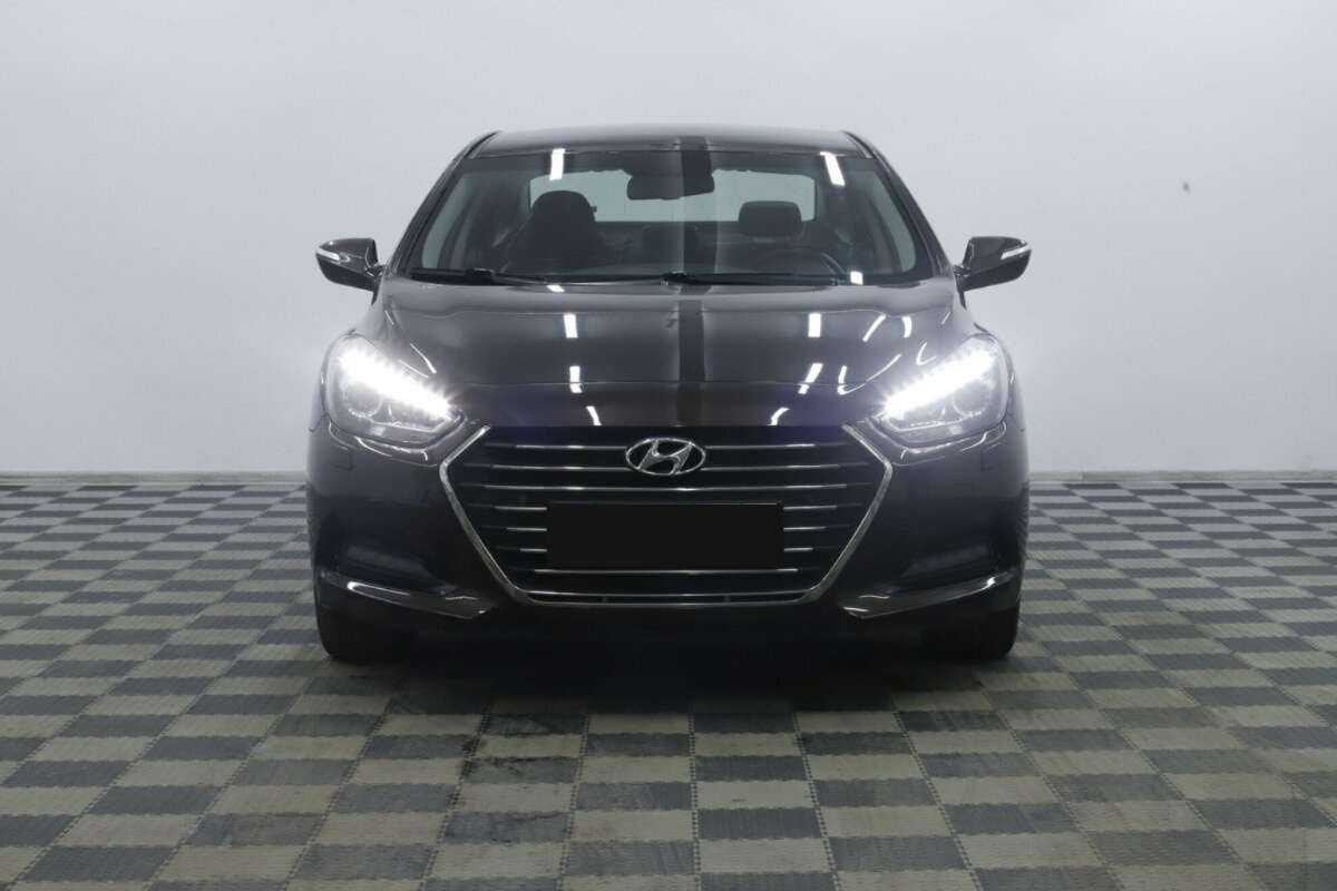 Купить Hyundai i40 с пробегом. Фото: #4