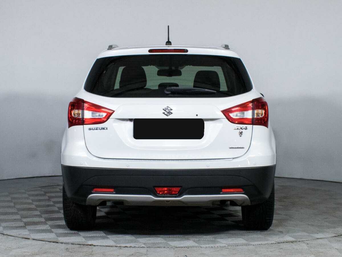 Купить Suzuki SX4 с пробегом. Фото: #5