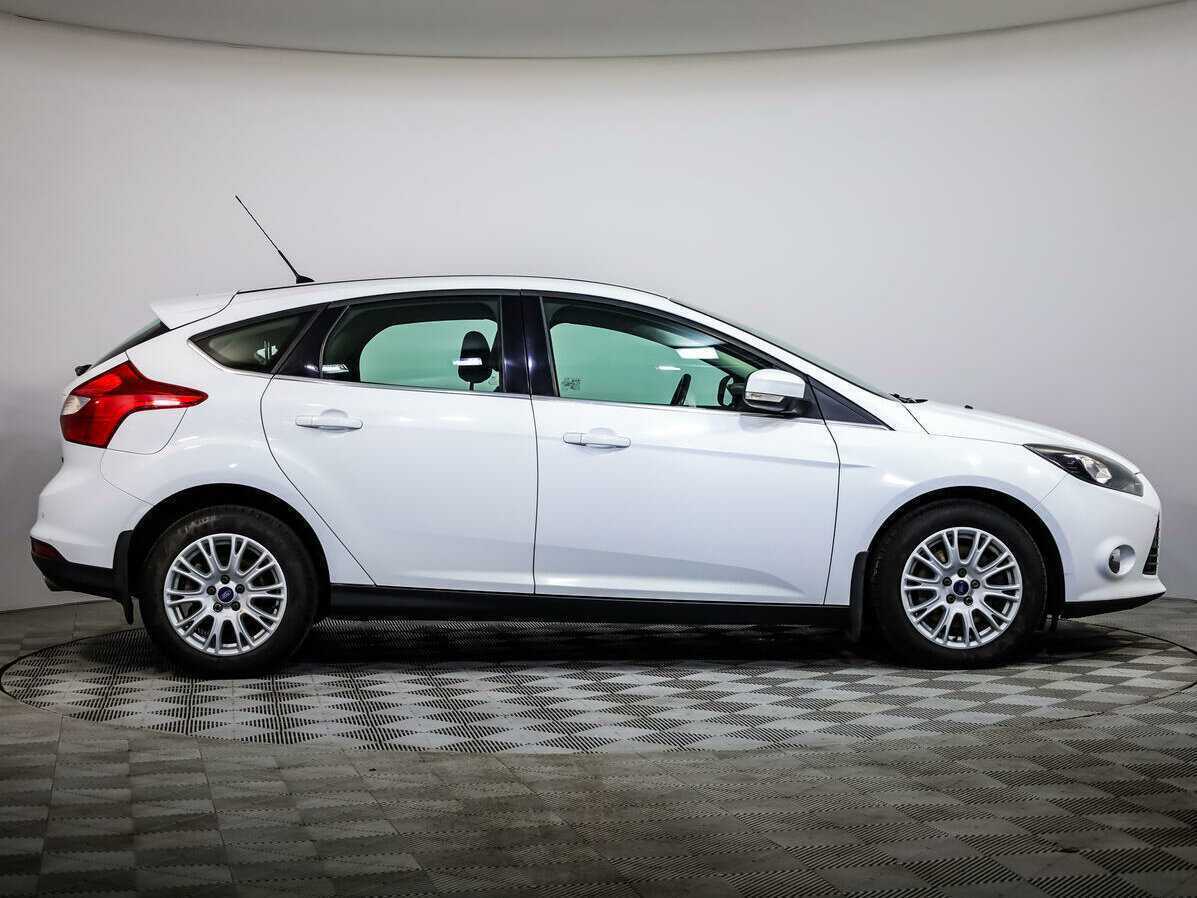 Купить Ford Focus с пробегом. Фото: #2