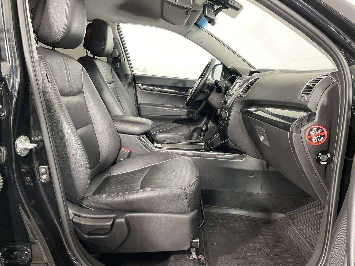 Купить Kia Sorento с пробегом. Фото: #13