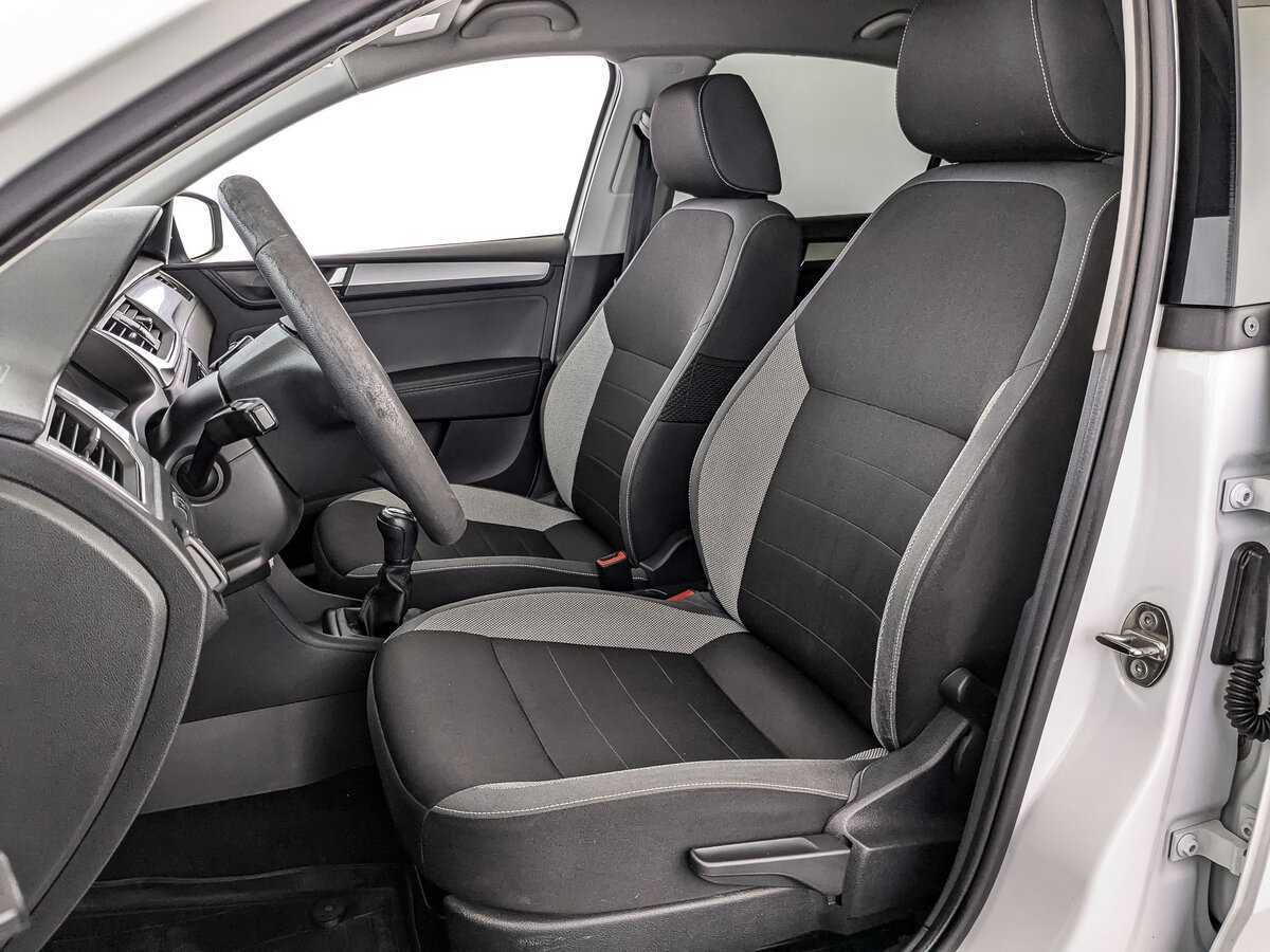 Купить Skoda Rapid с пробегом. Фото: #15