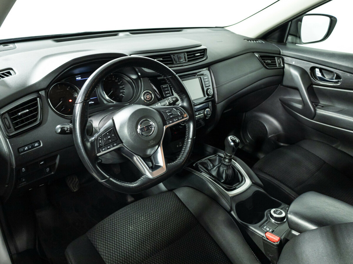 Купить Nissan X-Trail с пробегом. Фото: #10