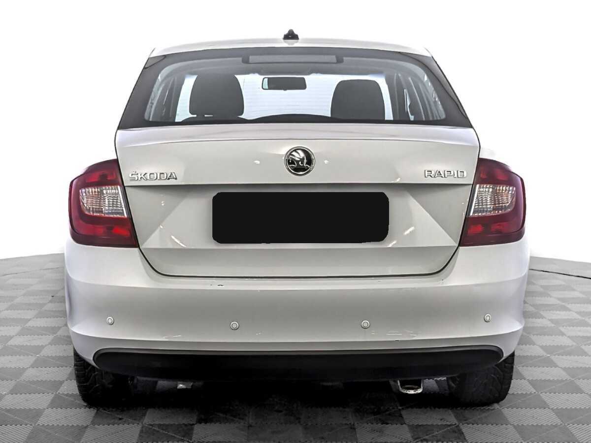 Купить Skoda Rapid с пробегом. Фото: #5