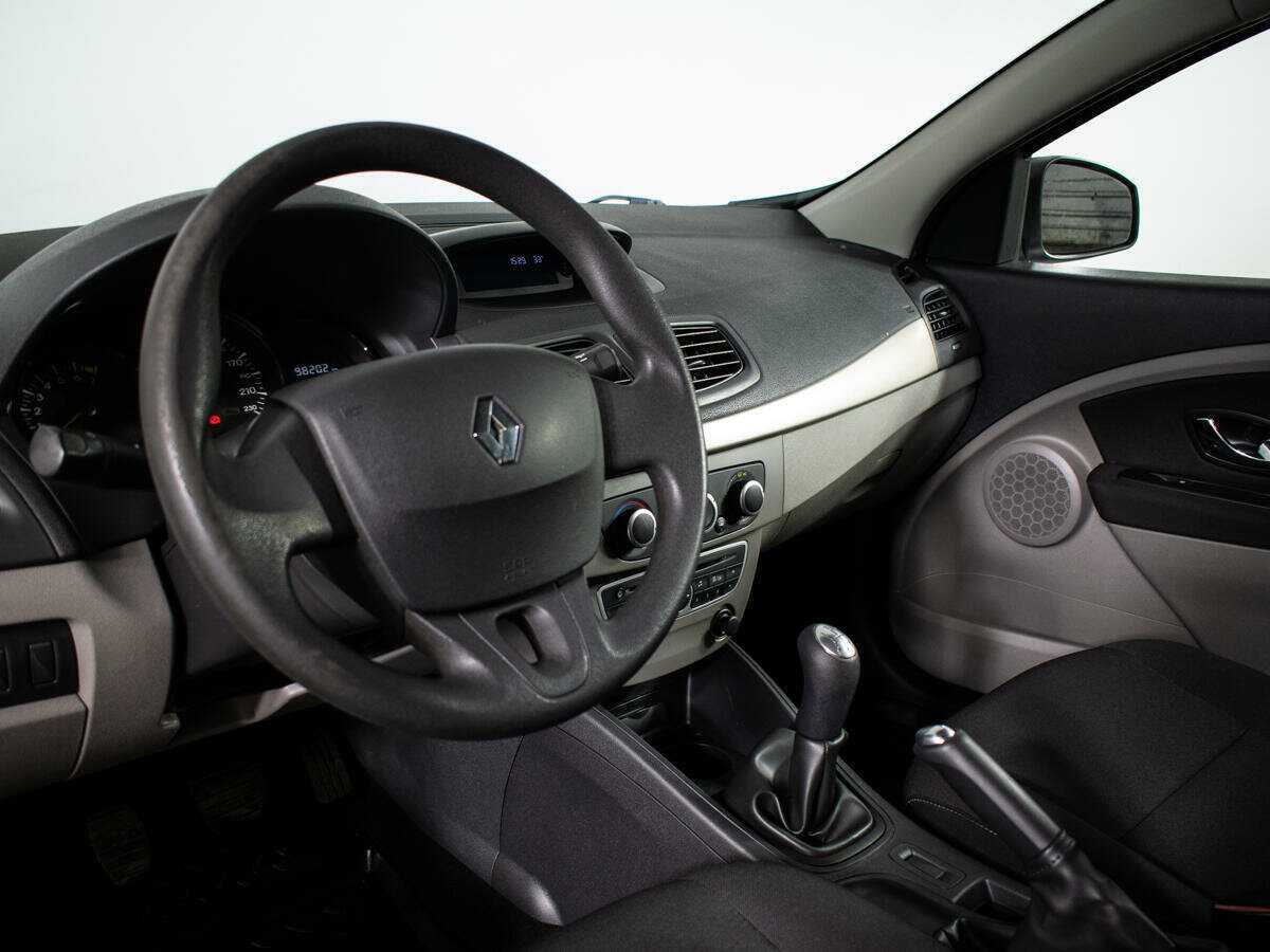 Купить Renault Megane с пробегом. Фото: #10