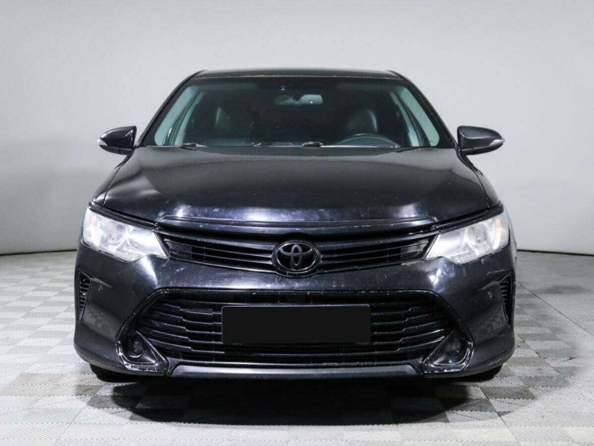 Купить Toyota Camry с пробегом. Фото: #1