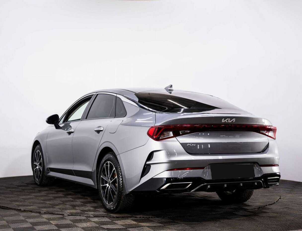 Купить Kia K5 с пробегом. Фото: #3