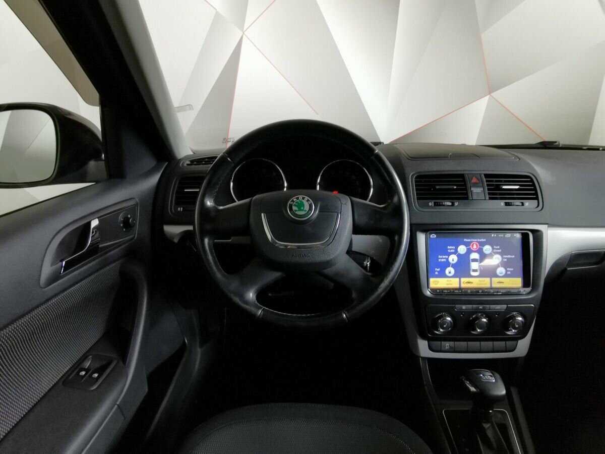 Купить Skoda Yeti с пробегом. Фото: #14