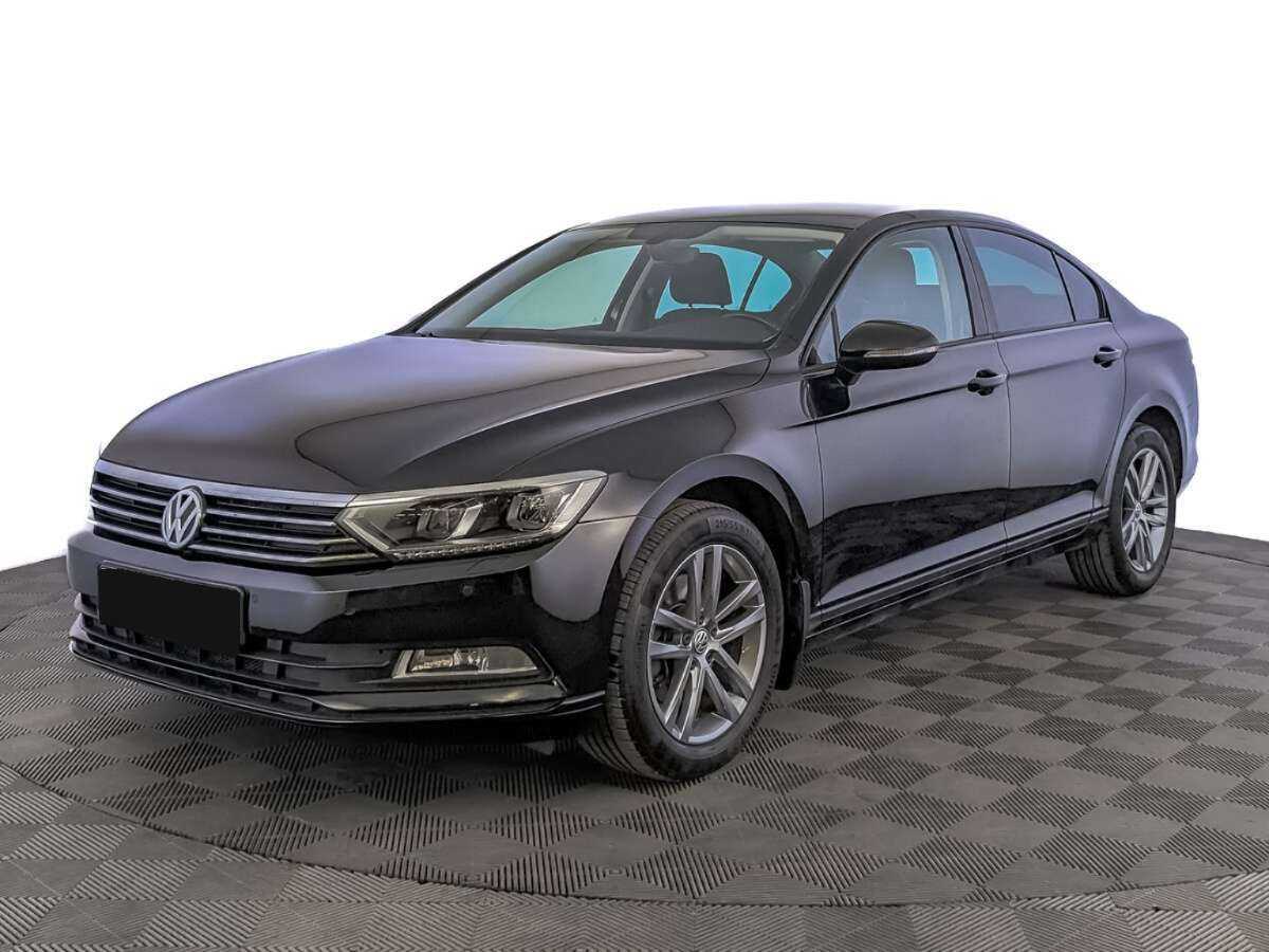 Купить Volkswagen Passat с пробегом. Посмотреть фото