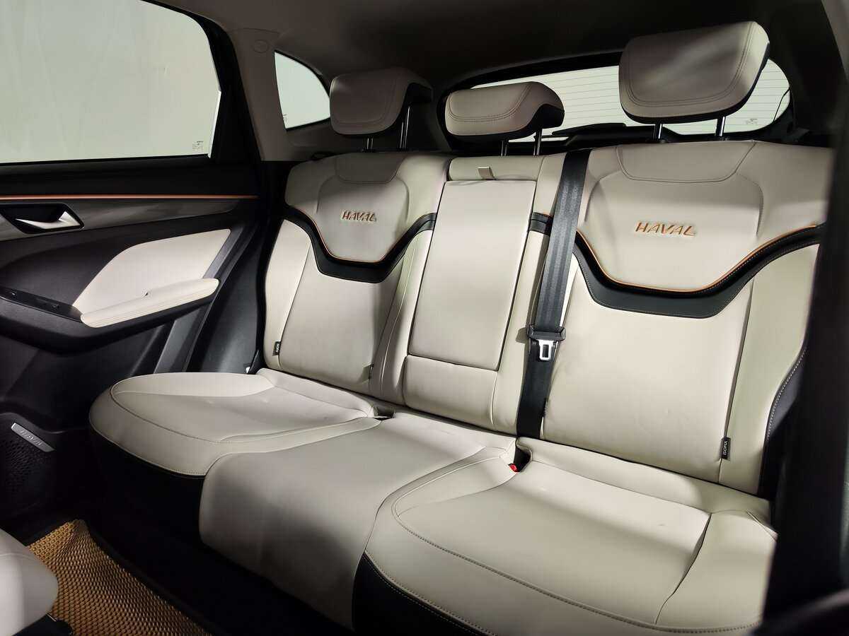 Купить Haval Jolion с пробегом. Фото: #10