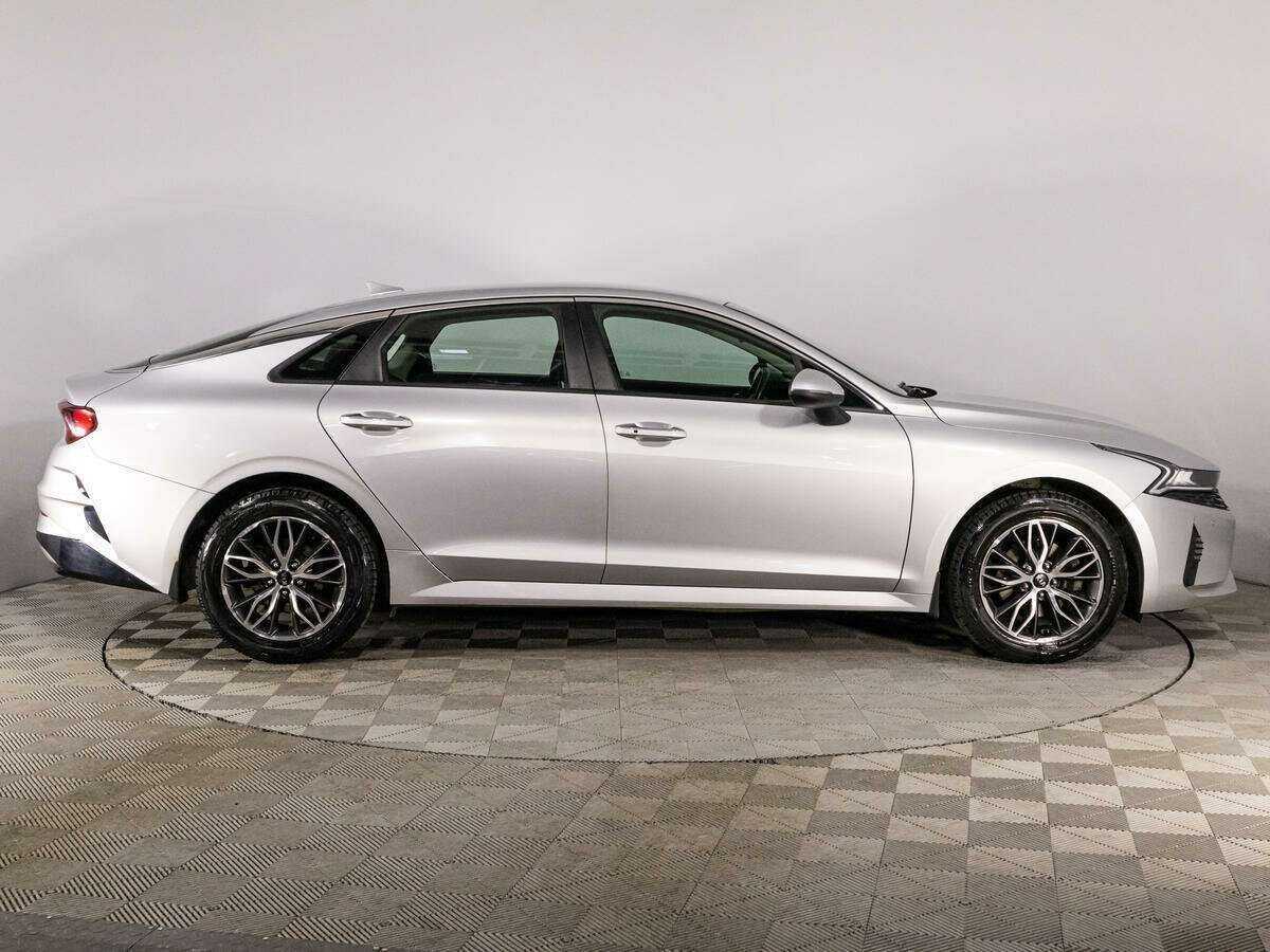 Купить Kia K5 с пробегом. Фото: #3