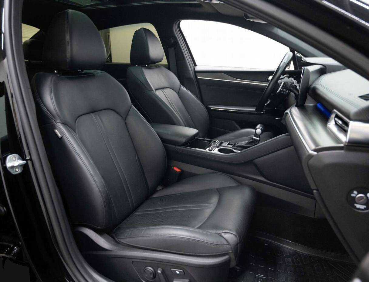 Купить Kia K5 с пробегом. Фото: #10