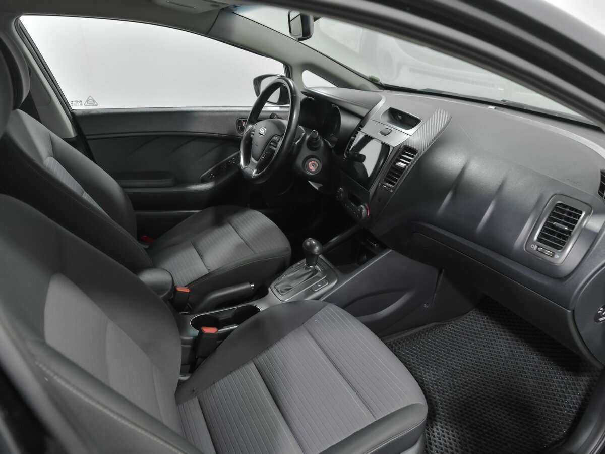 Купить Kia Cerato с пробегом. Фото: #12