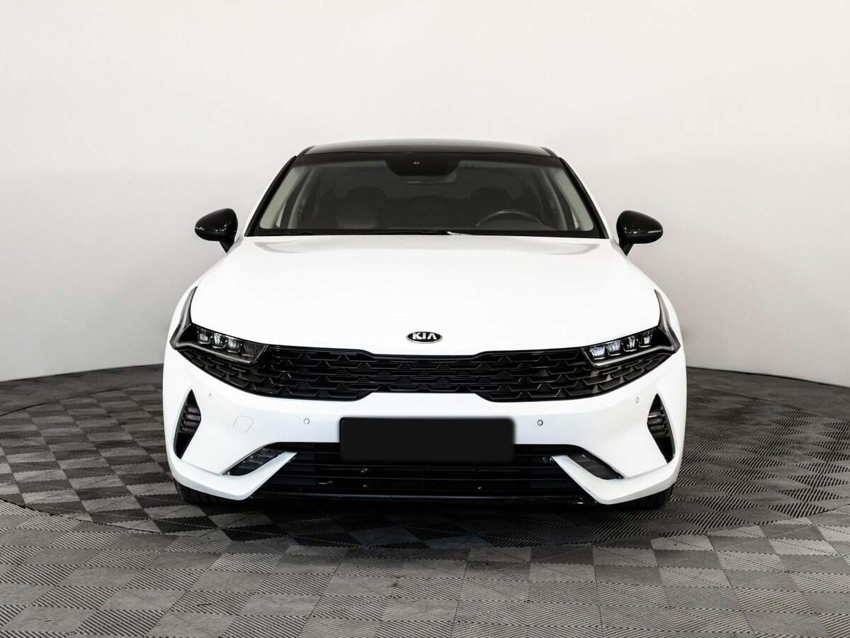 Купить Kia K5 с пробегом. Фото: #1