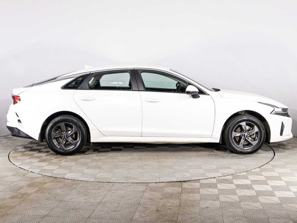 Купить Kia K5 с пробегом. Фото: #3