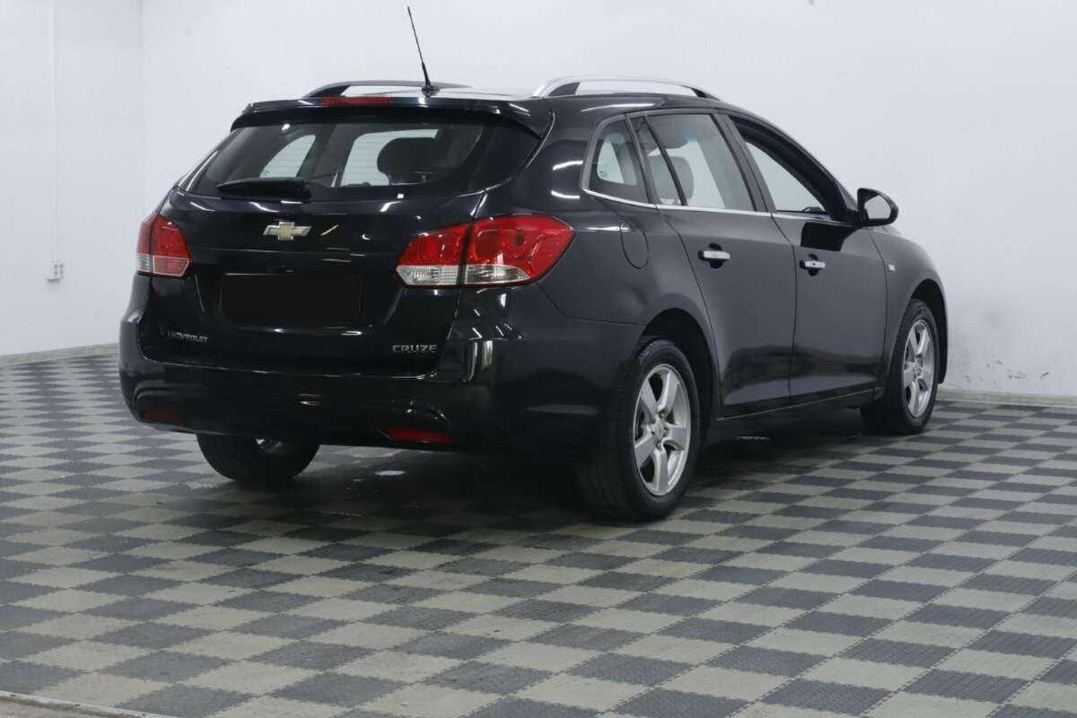 Купить Chevrolet Cruze с пробегом. Фото: #3