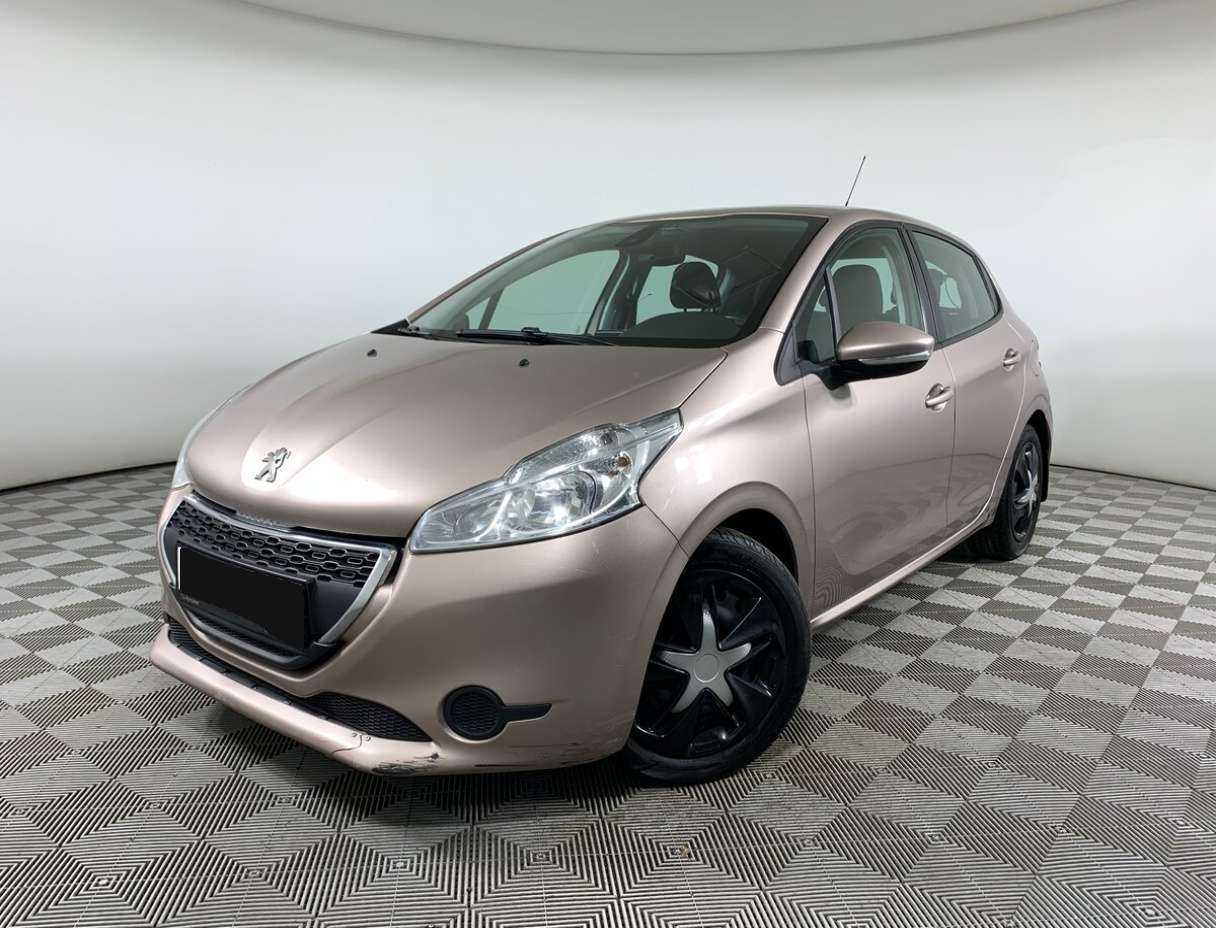 Купить Peugeot 208 с пробегом. Фото: #0