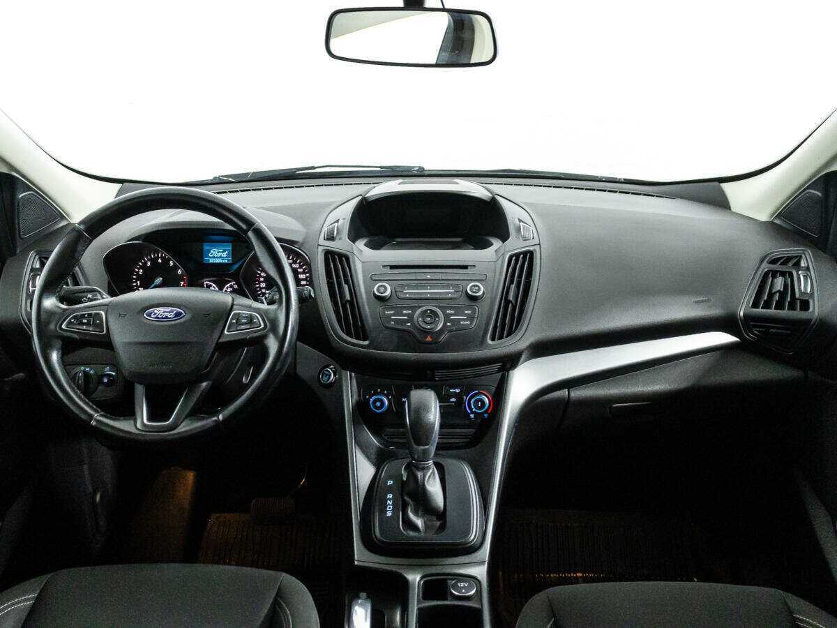 Купить Ford Kuga с пробегом. Фото: #12