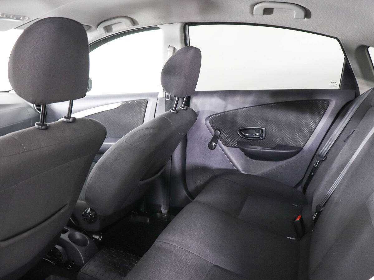 Купить Nissan Almera с пробегом. Фото: #11
