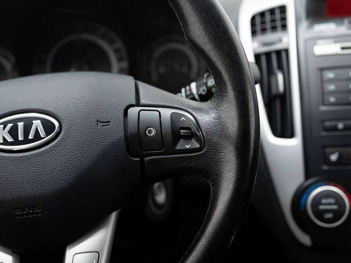 Купить Kia Ceed с пробегом. Фото: #14
