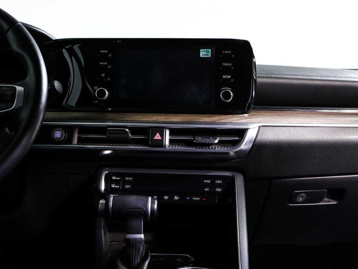 Купить Kia K5 с пробегом. Фото: #10