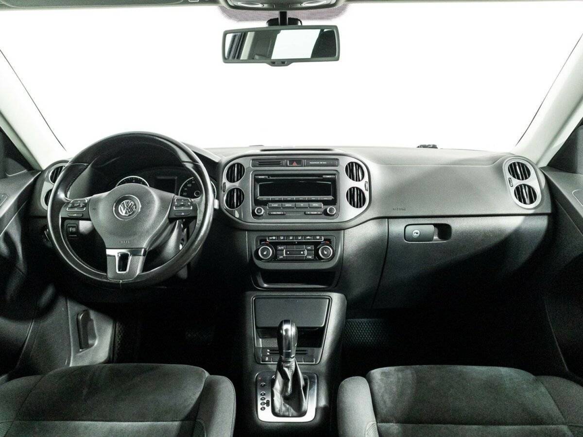 Купить Volkswagen Tiguan с пробегом. Фото: #11