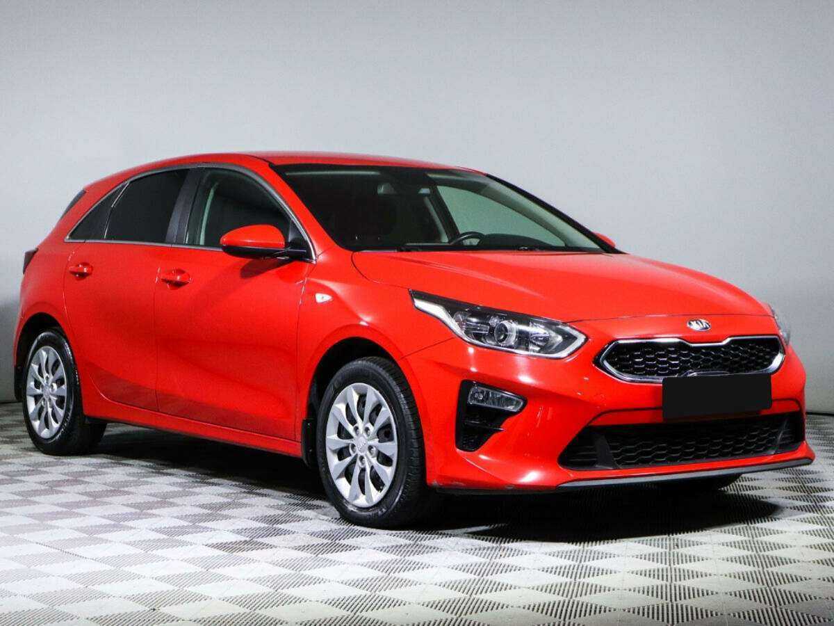 Купить Kia Ceed с пробегом. Фото: #2