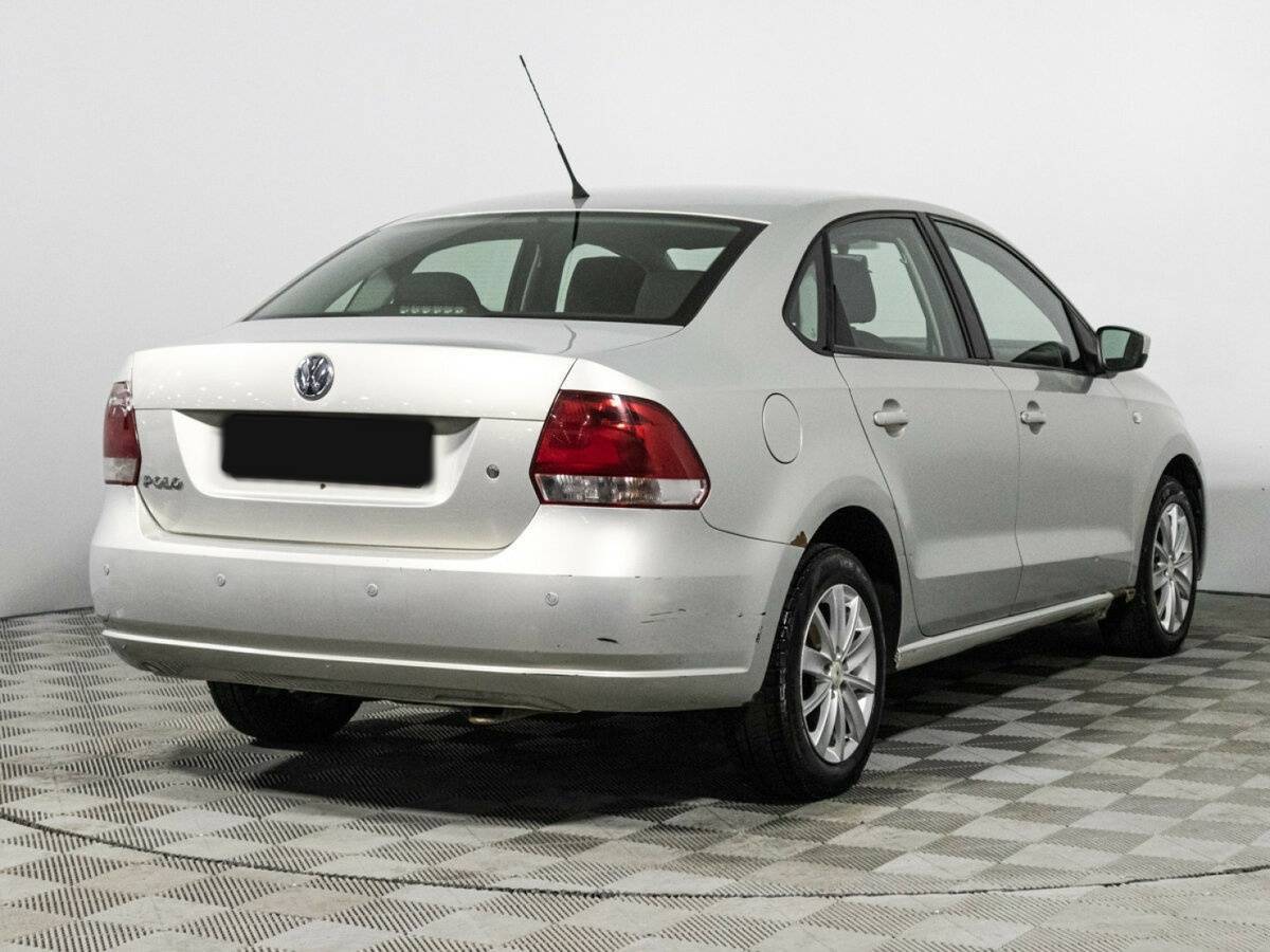 Купить Volkswagen Polo с пробегом. Фото: #4
