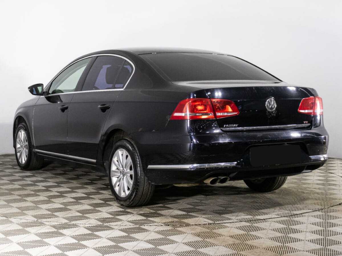 Купить Volkswagen Passat с пробегом. Фото: #6