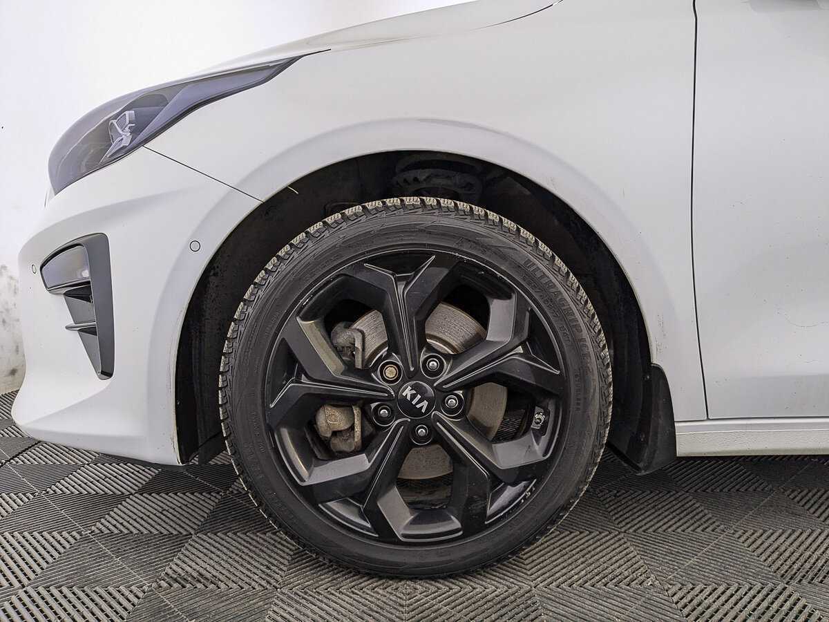 Купить Kia Ceed с пробегом. Фото: #11