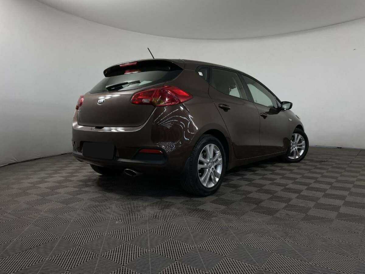 Купить Kia Ceed с пробегом. Фото: #5
