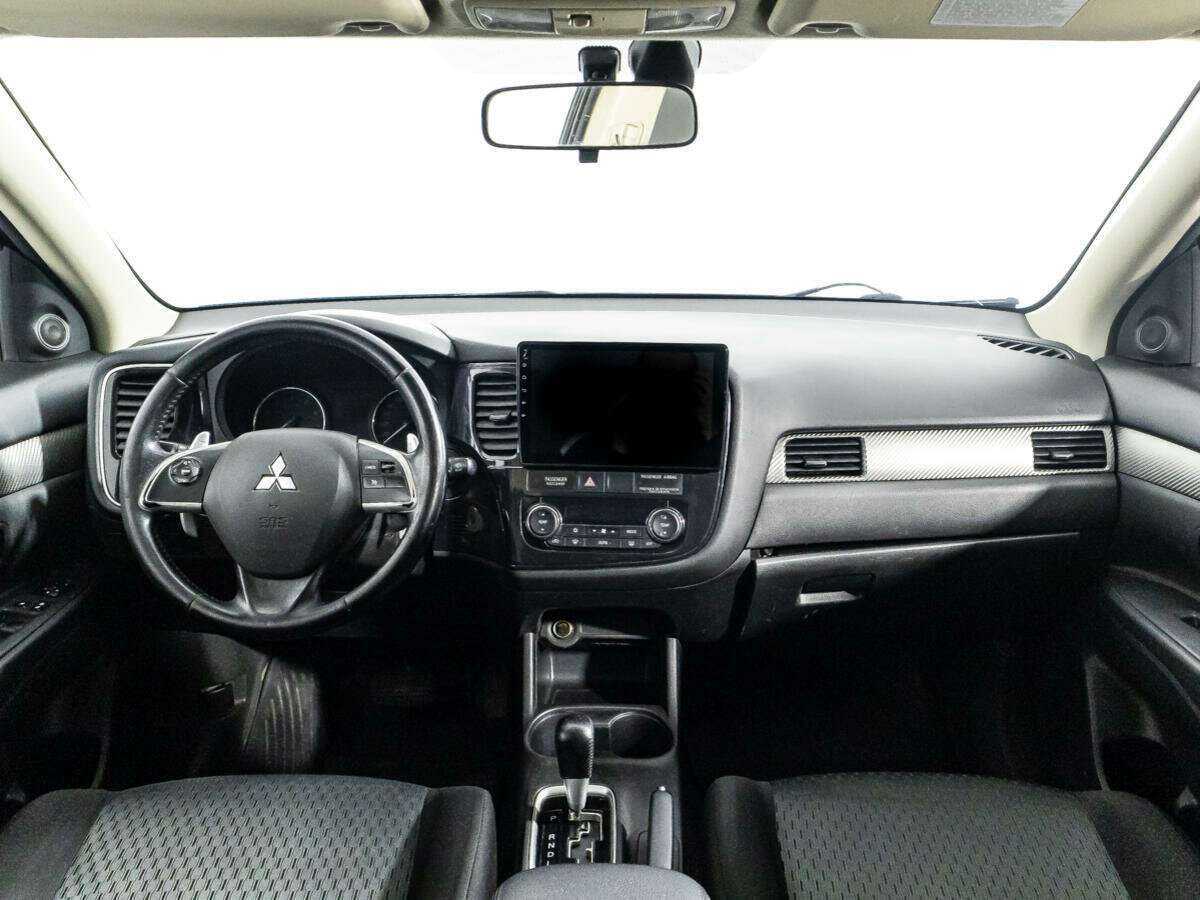 Купить Mitsubishi Outlander с пробегом. Фото: #12