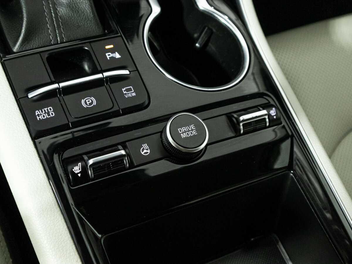 Купить Kia K5 с пробегом. Фото: #18