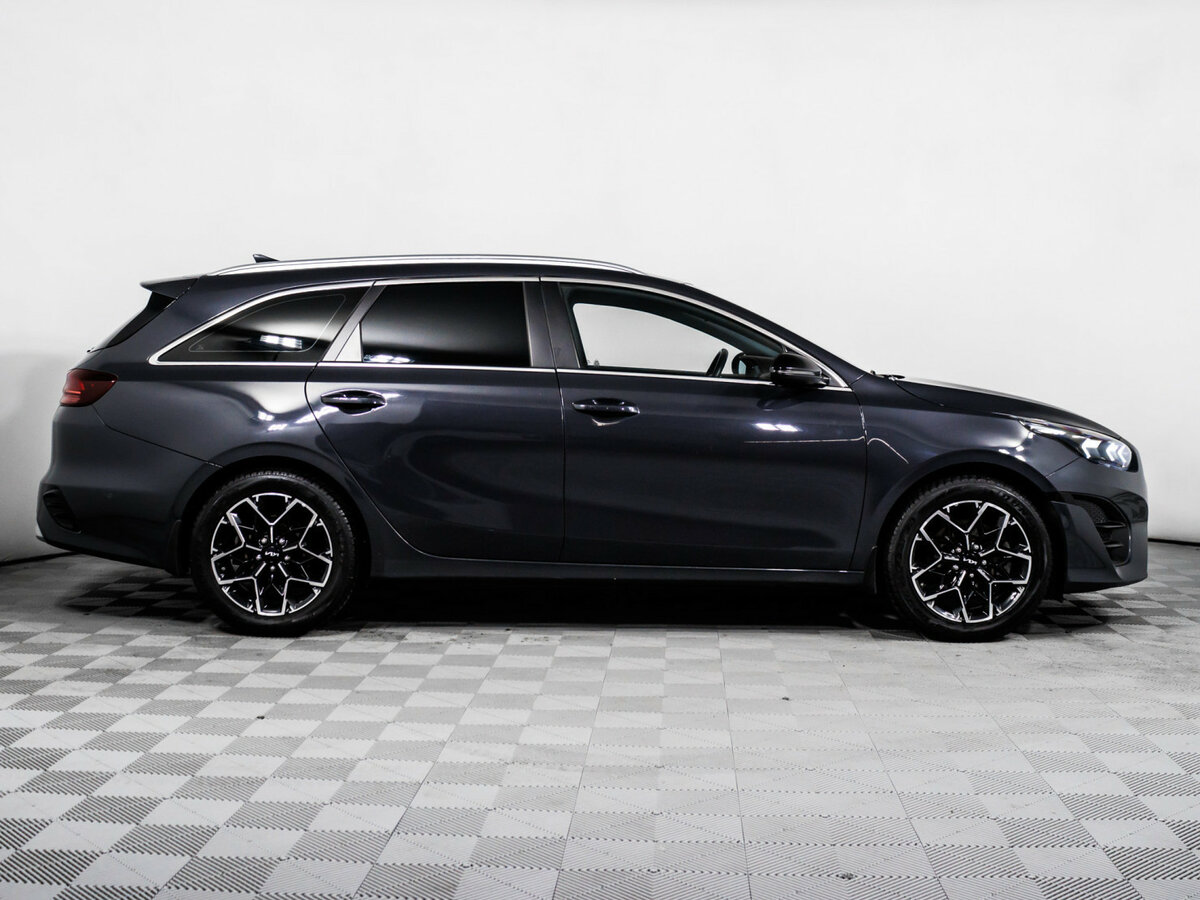 Купить Kia Ceed с пробегом. Фото: #3