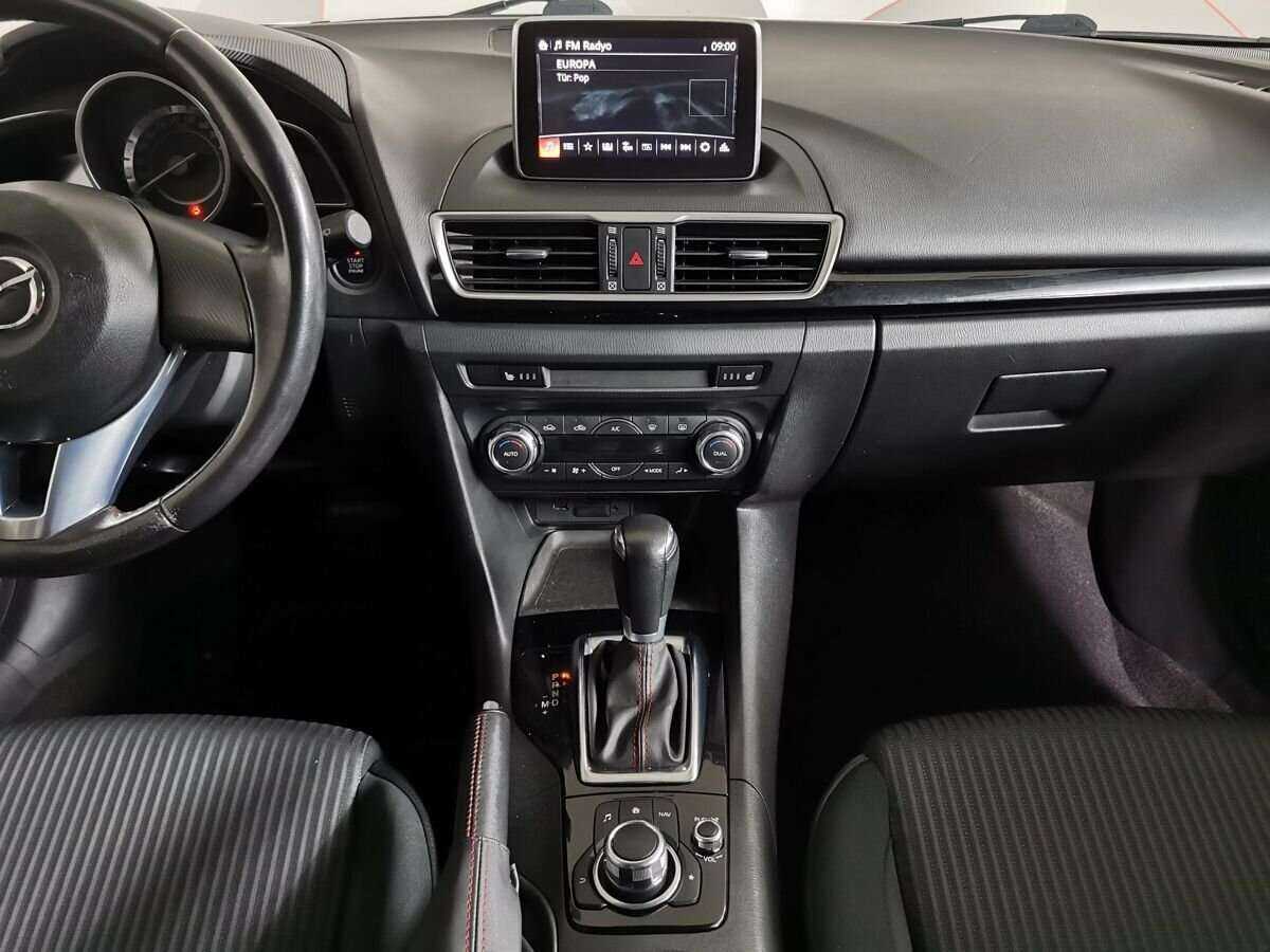 Купить Mazda 3 с пробегом. Фото: #10